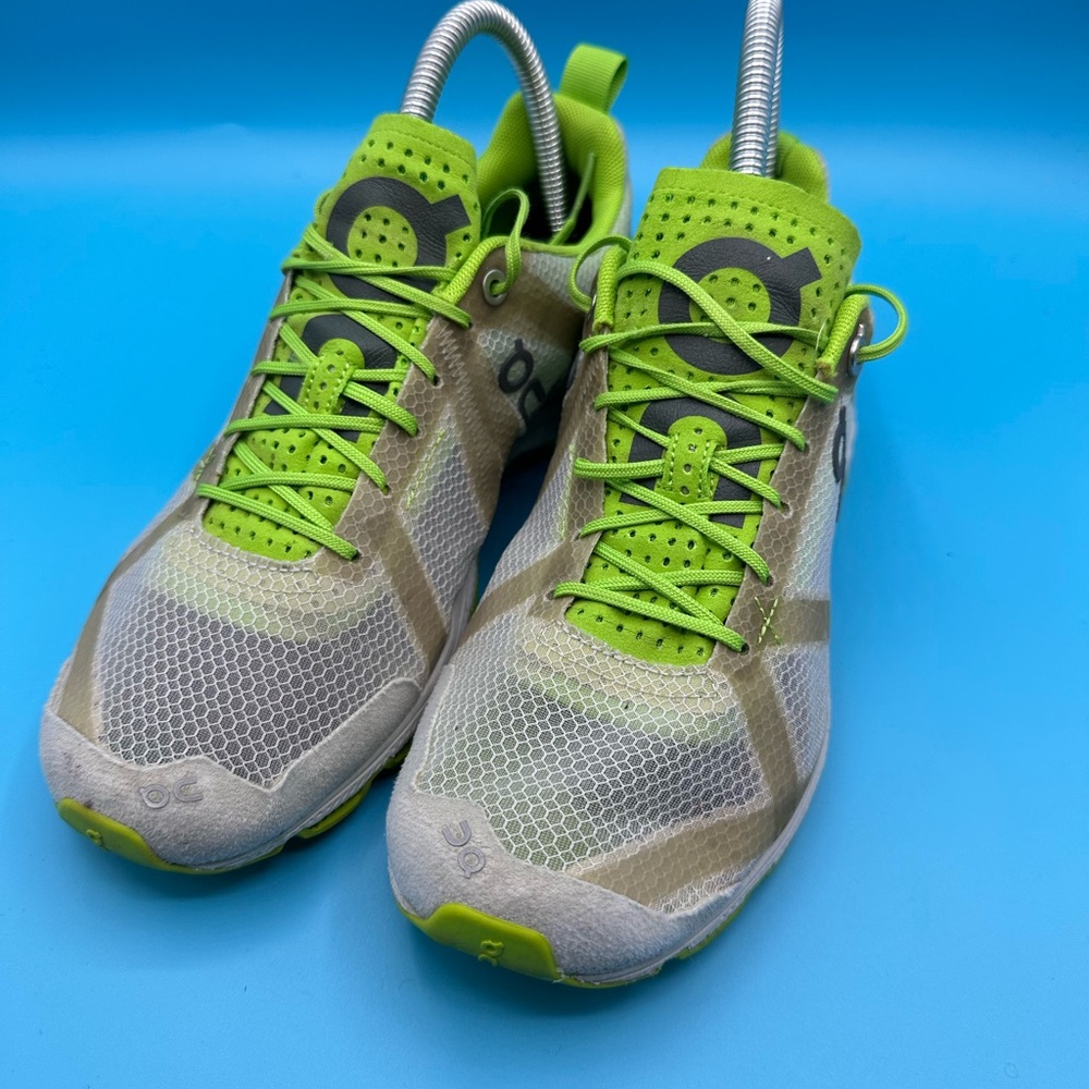 On Running Kids Lime and Beige Sneakers